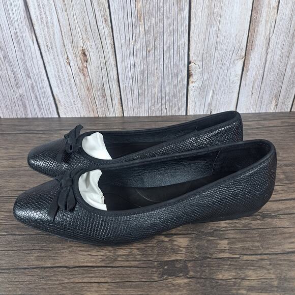 Born Carri Womens 6.5 W Ballet Flats Embossed Leather Snake Pattern Black w/Bow - Picture 1 of 9